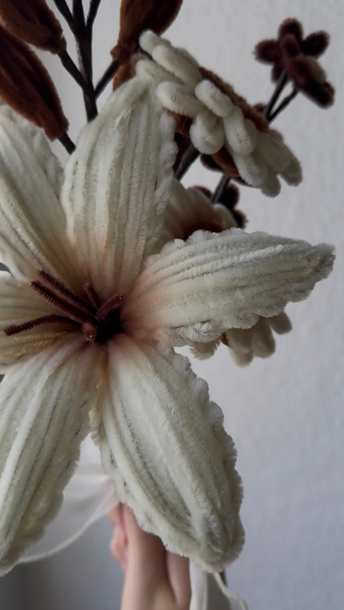Handgefertigter herbstlicher Blumenstrauß